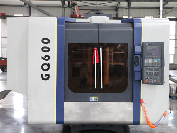 LDB喜迎新設備進廠，準備轉(zhuǎn)型升級